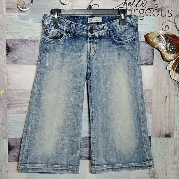 BKE Sz 27 Ginger Stretch Lightwash Bermuda Denim Shorts 624 - Picture 1 of 7